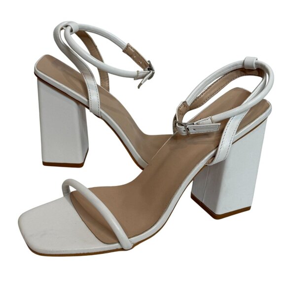 PrettyLittleThing White Strappy Block Heel Sandals Women’s 9 - Picture 1 of 15